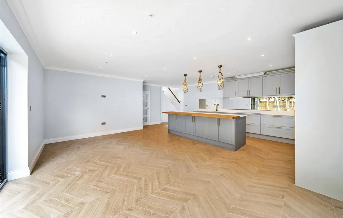 4 bedroom house for sale