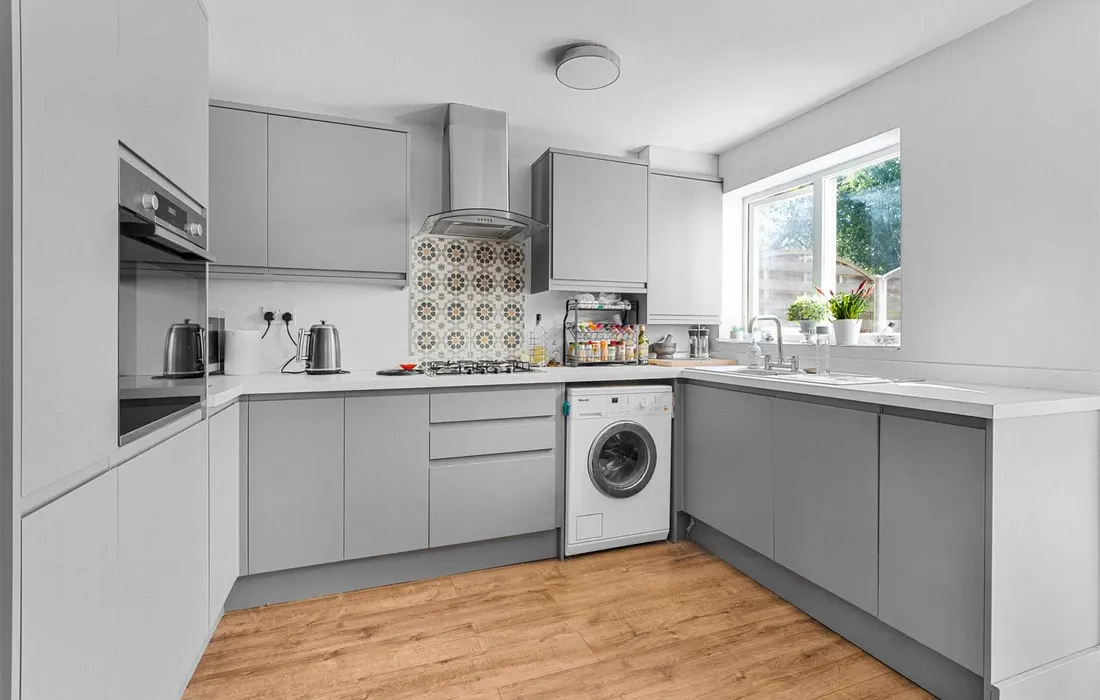 2 bedroom house for sale