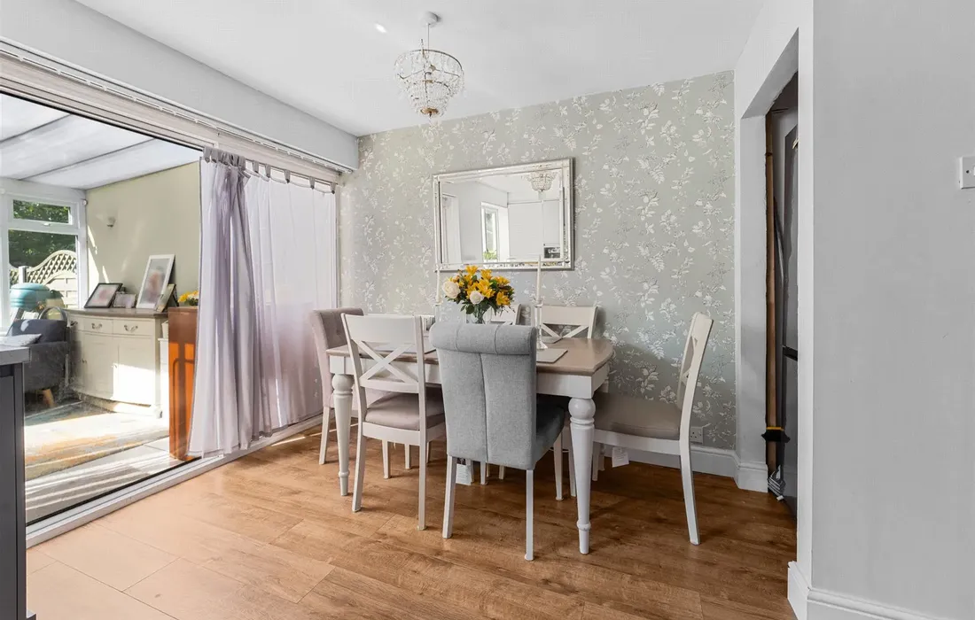 2 bedroom house for sale