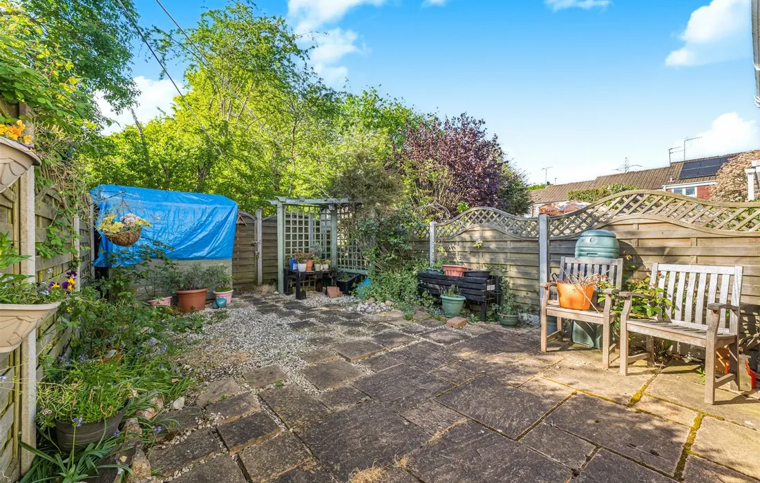 2 bedroom house for sale