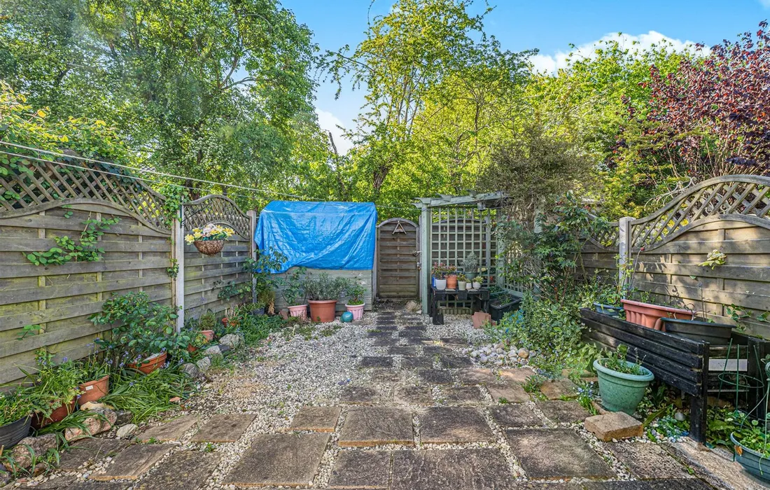 2 bedroom house for sale