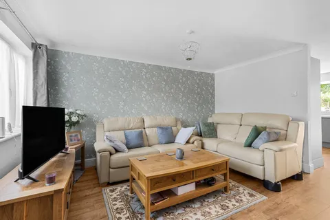 2 bedroom house for sale