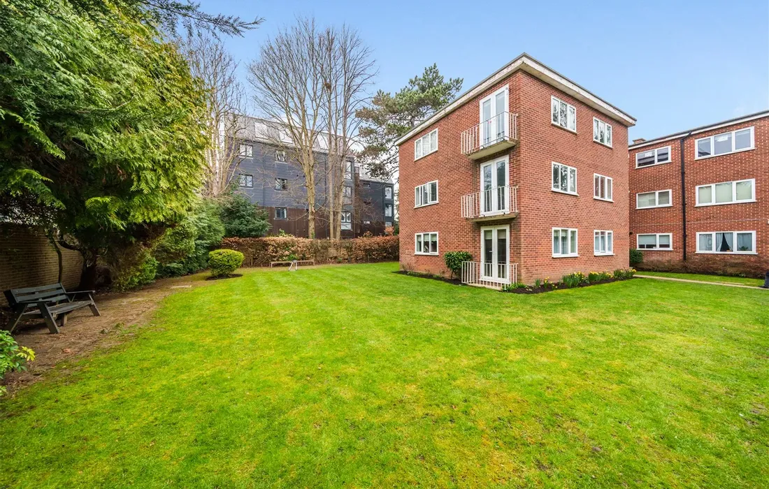 2 bedroom apartment for sale