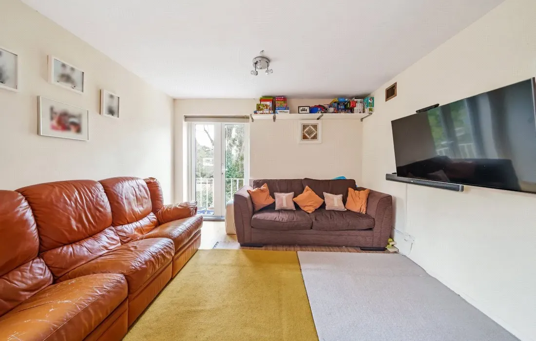 2 bedroom apartment for sale