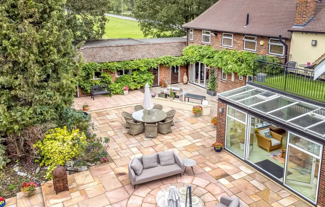 5 bedroom house for sale