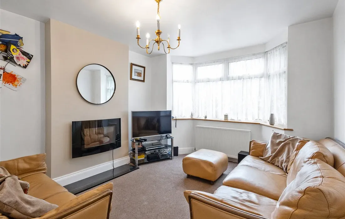 2 bedroom house for sale