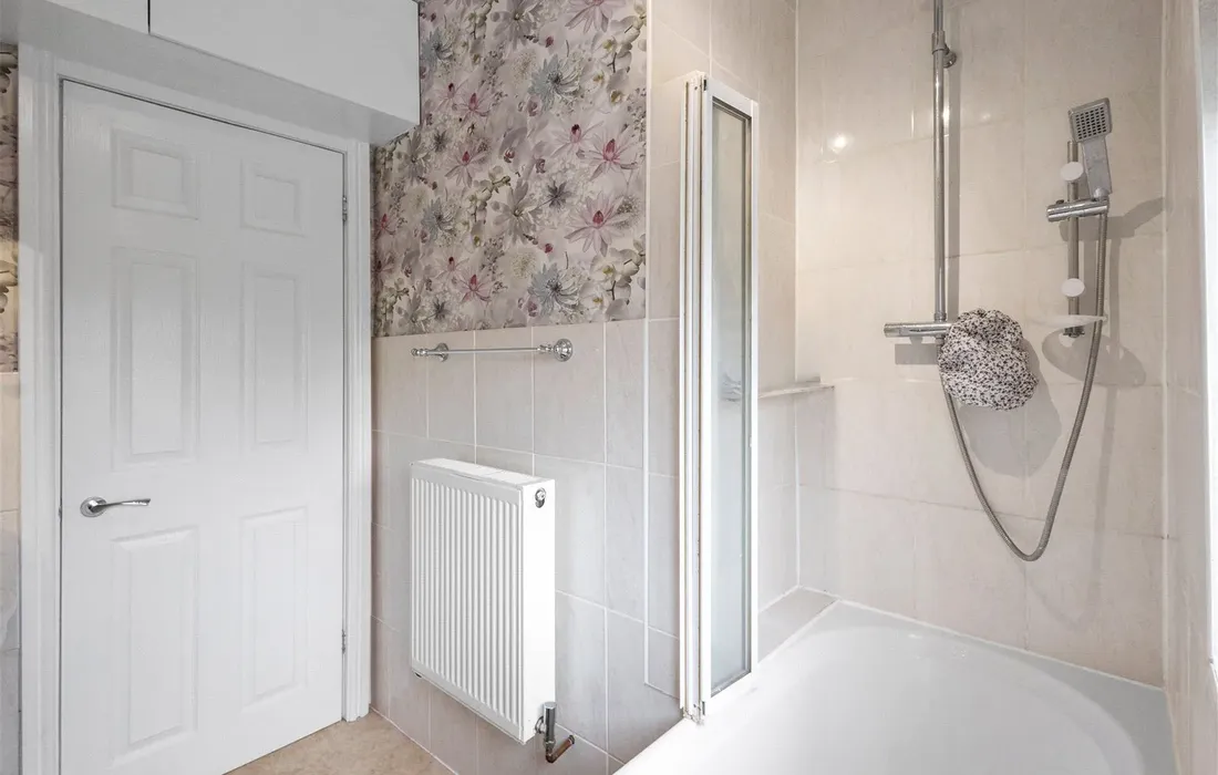 2 bedroom house for sale