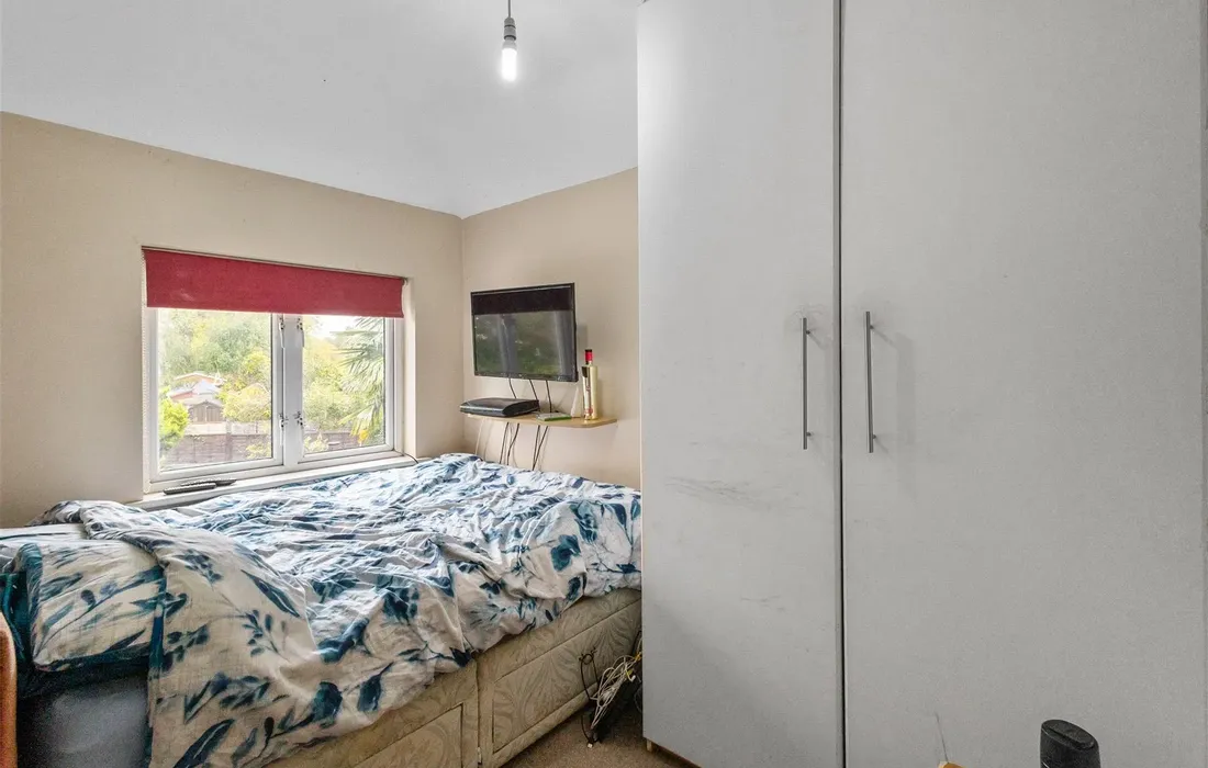 2 bedroom house for sale