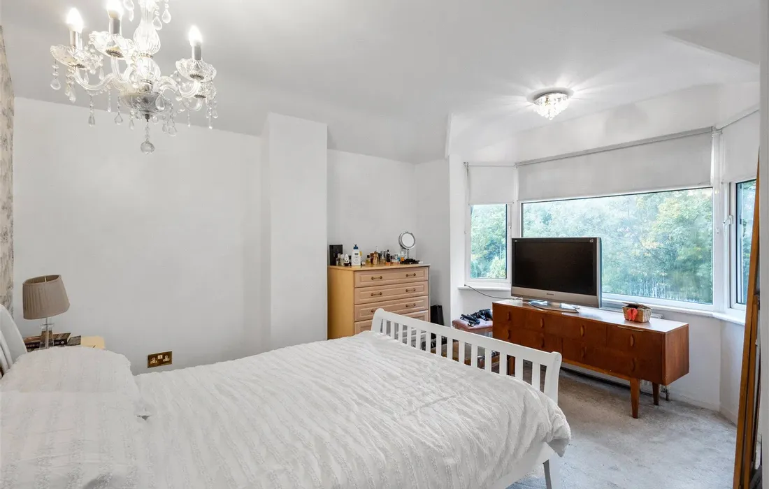 2 bedroom house for sale