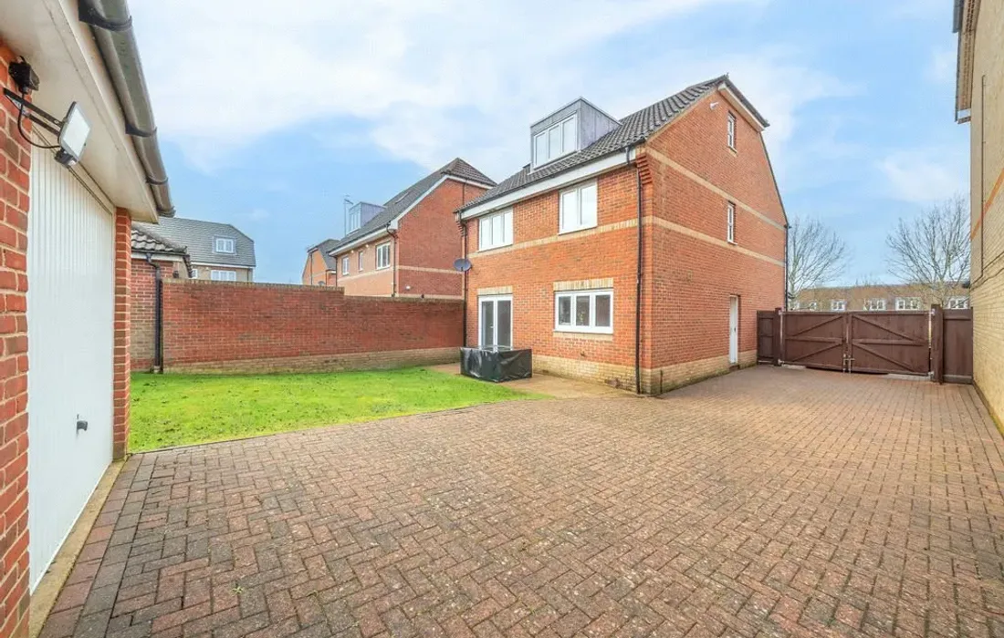 4 bedroom house for sale