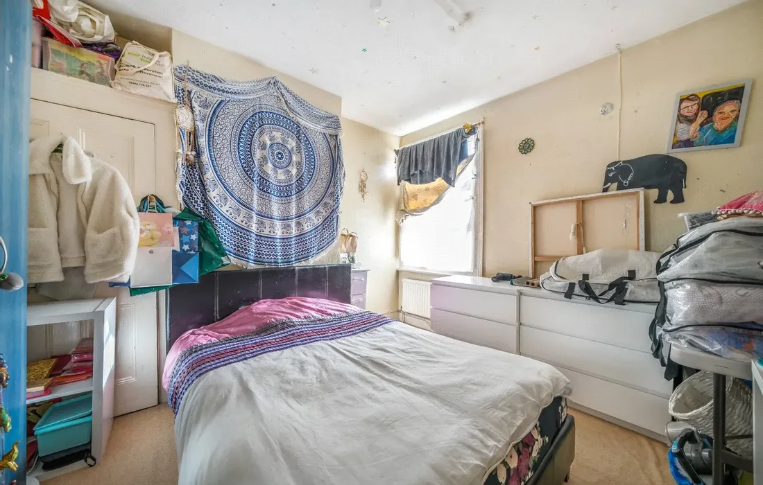 5 bedroom house for sale
