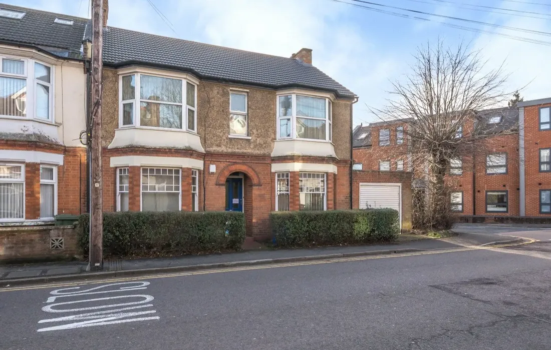 5 bedroom house for sale
