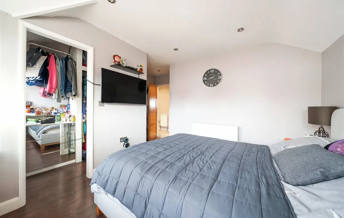 2 bedroom apartment for sale