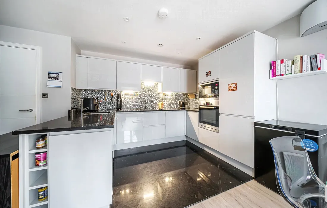 2 bedroom apartment for sale