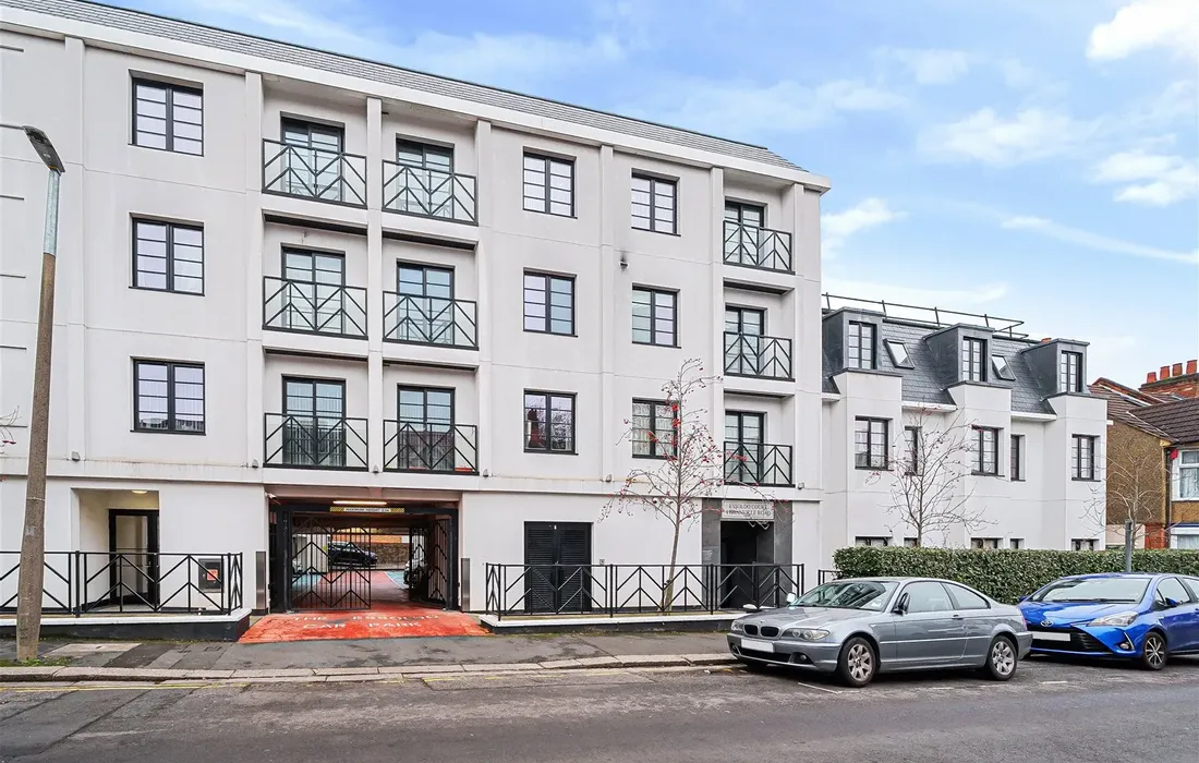 2 bedroom apartment for sale