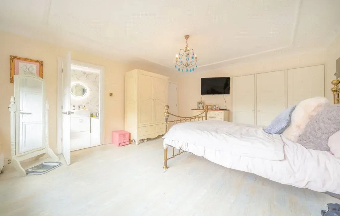 4 bedroom house for sale