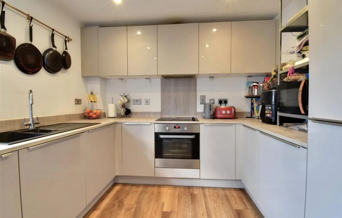 3 bedroom apartment for sale