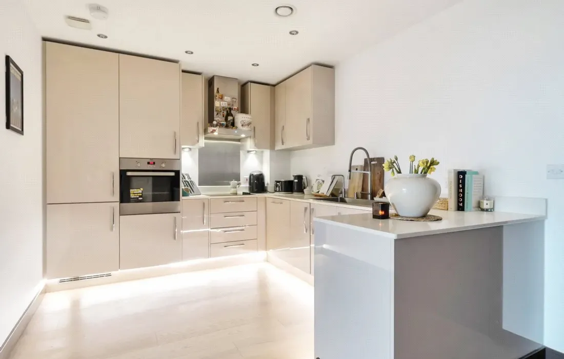 1 bedroom apartment for sale