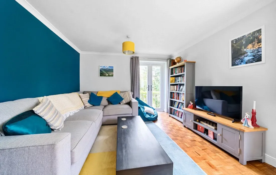 2 bedroom apartment for sale