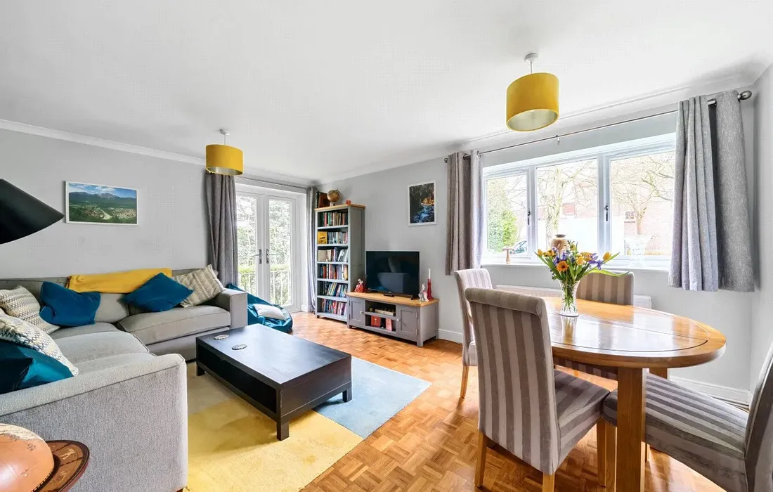 2 bedroom apartment for sale