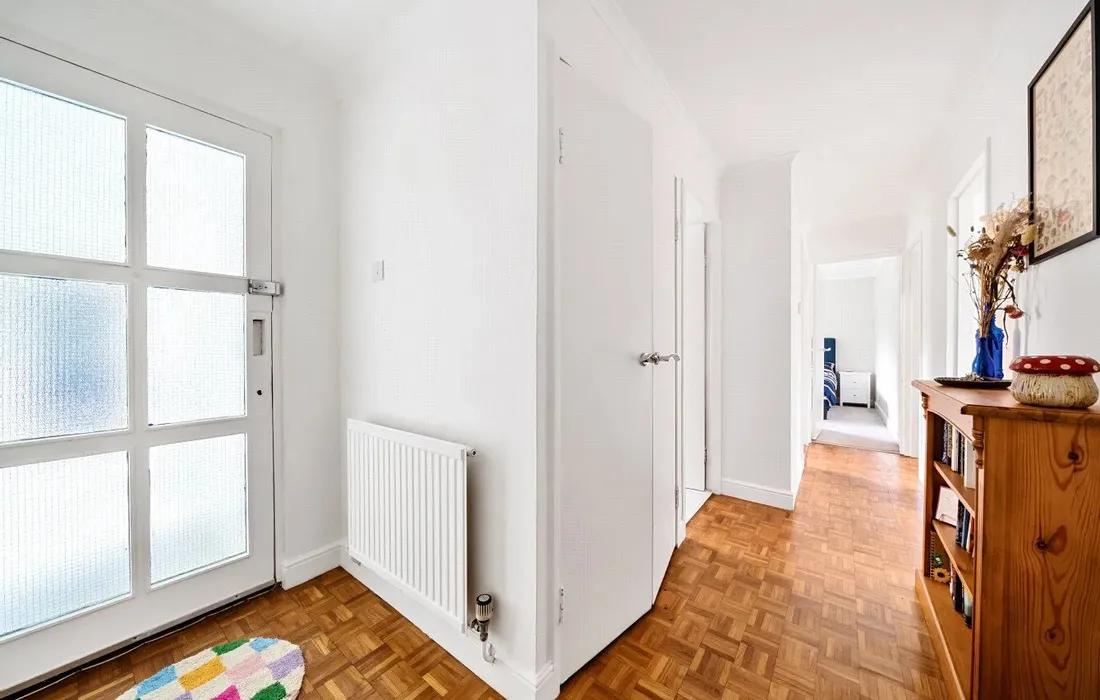 2 bedroom apartment for sale