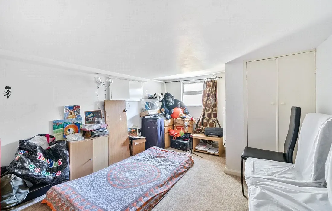 2 bedroom house for sale