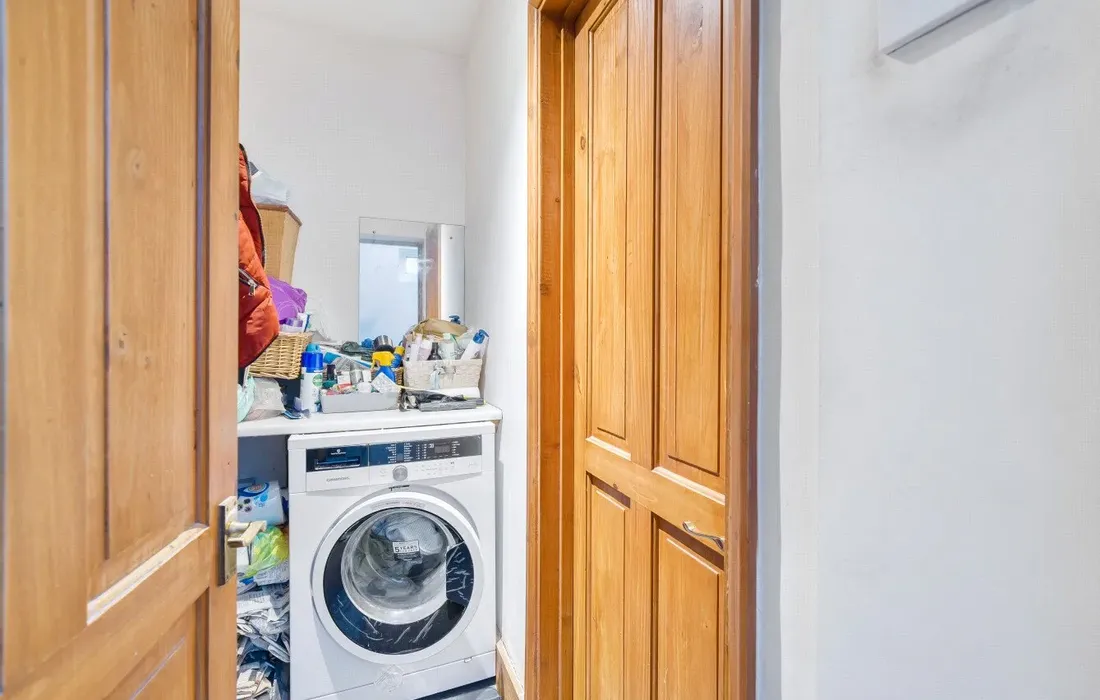 2 bedroom house for sale