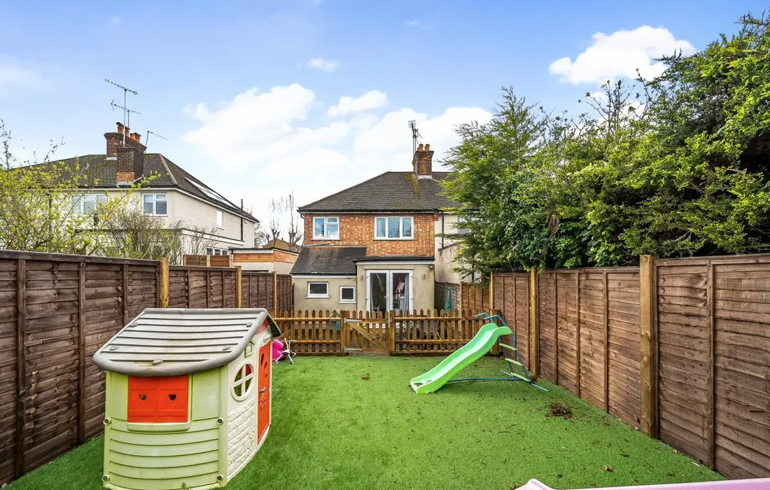 1 bedroom maisonette for sale