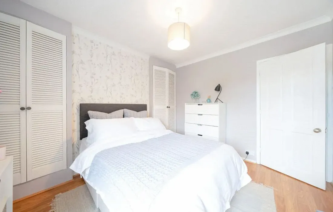 2 bedroom house for sale
