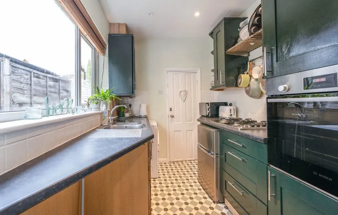 2 bedroom house for sale