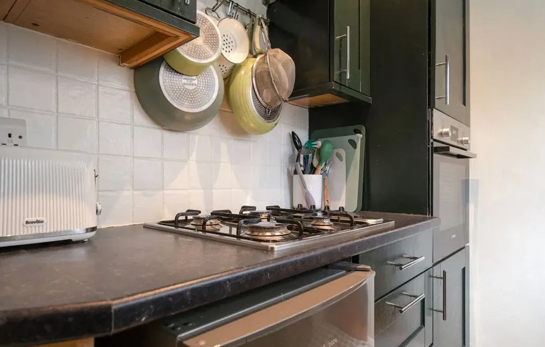 2 bedroom house for sale