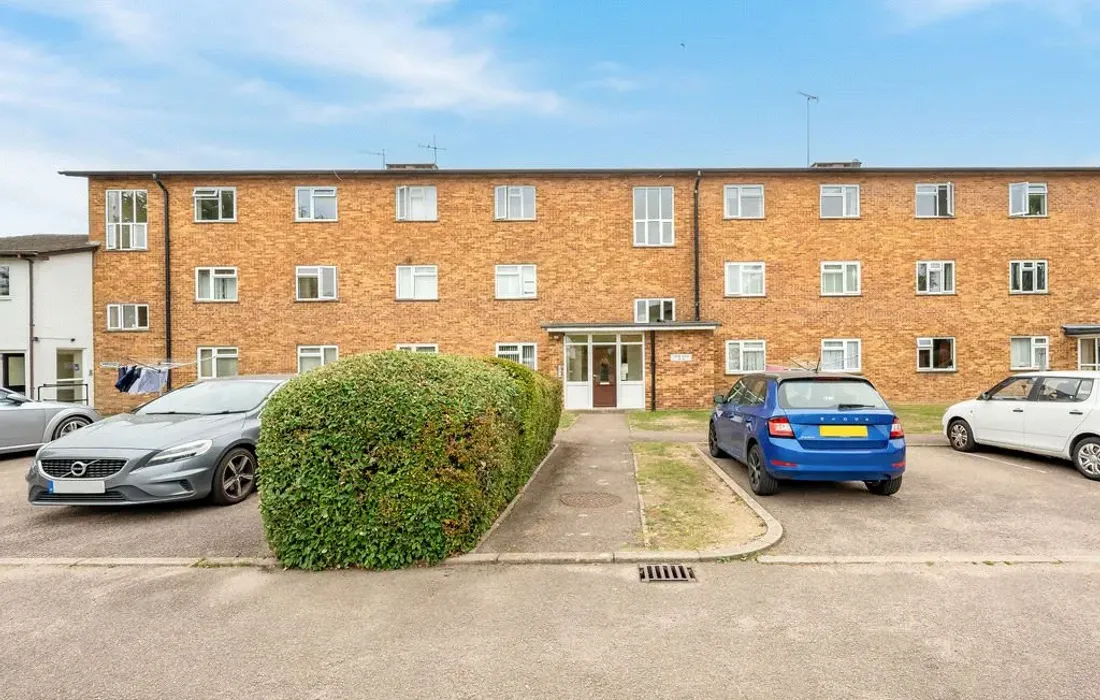 2 bedroom apartment for sale