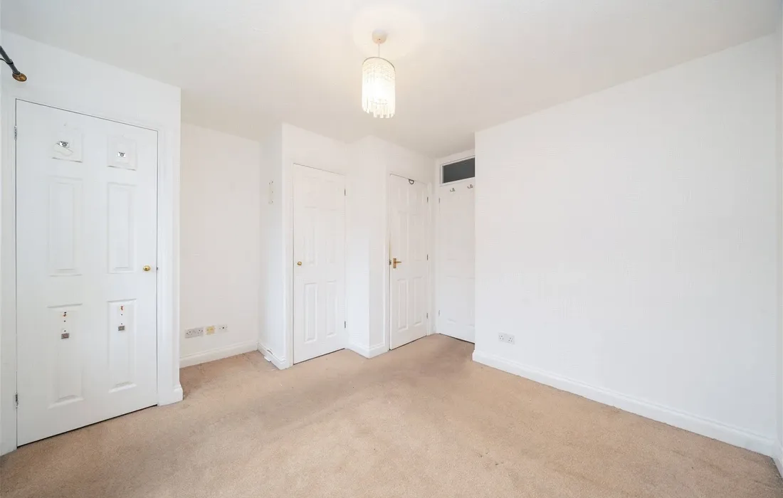 2 bedroom house for sale