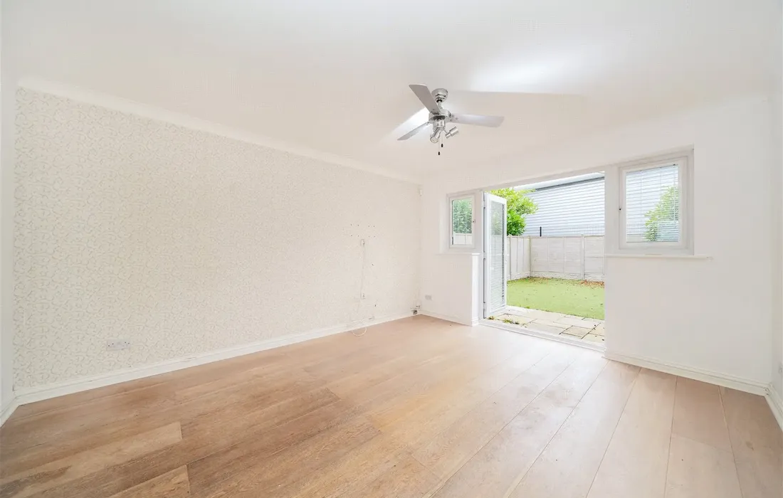 2 bedroom house for sale