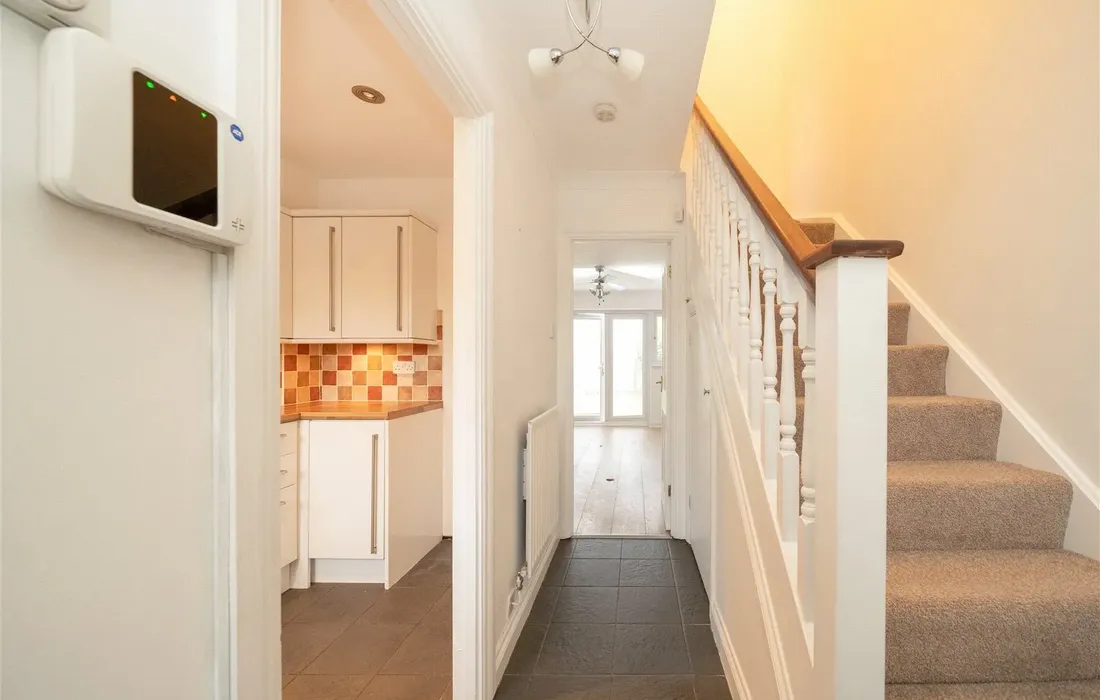 2 bedroom house for sale