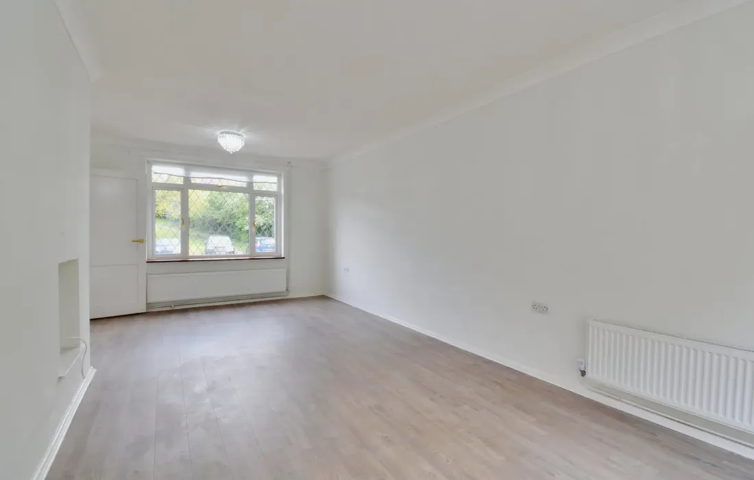 2 bedroom house to rent