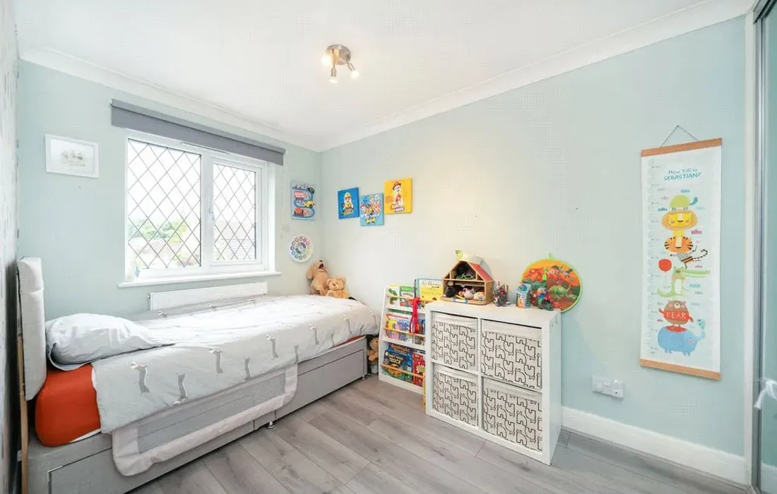 2 bedroom house for sale