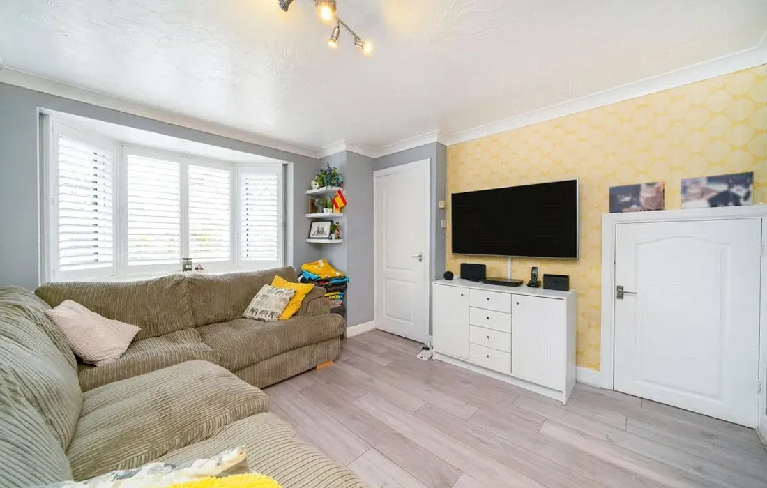 2 bedroom house for sale