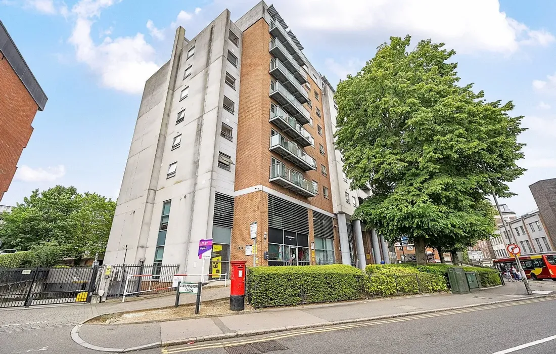 1 bedroom apartment for sale