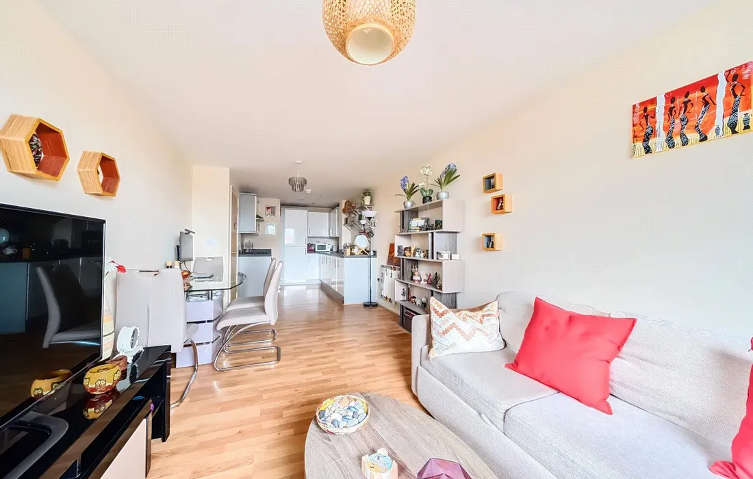 1 bedroom apartment for sale