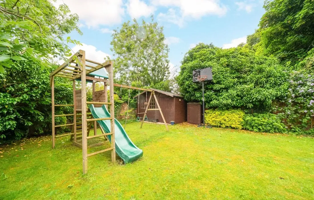 4 bedroom house for sale