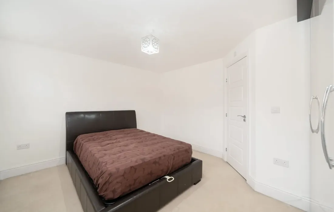 6 bedroom house to rent