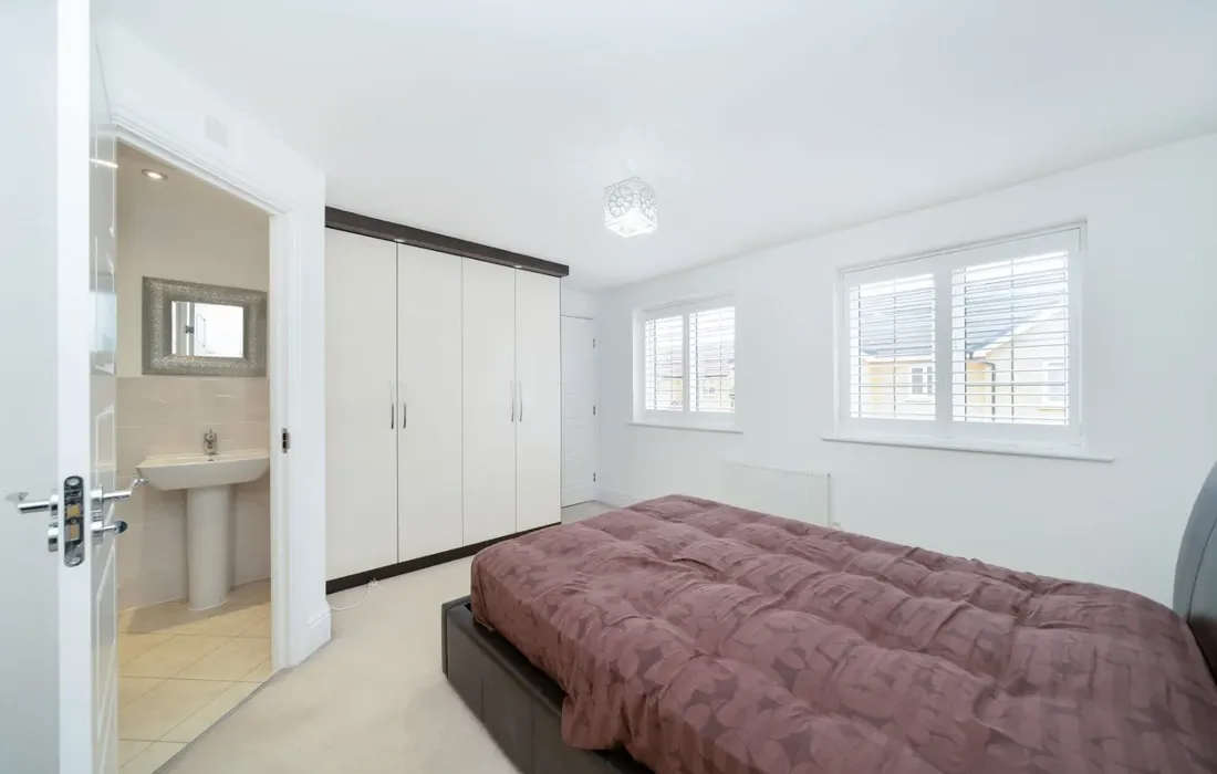 6 bedroom house to rent