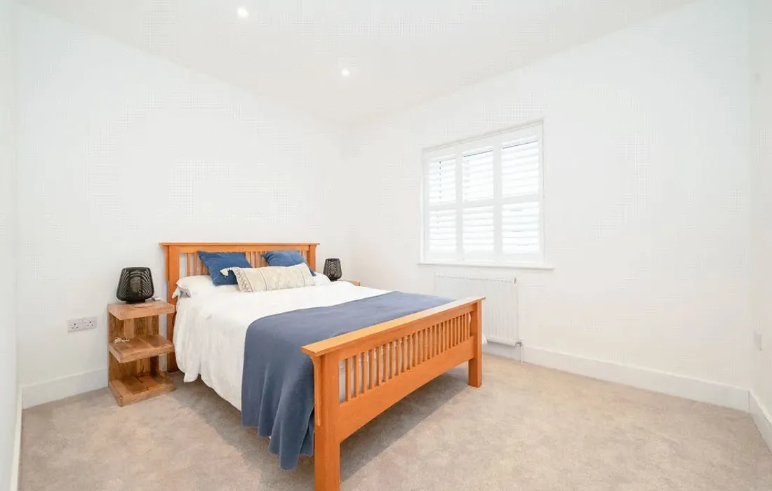 2 bedroom house for sale