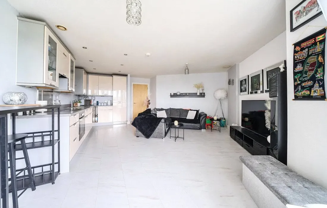 2 bedroom apartment for sale