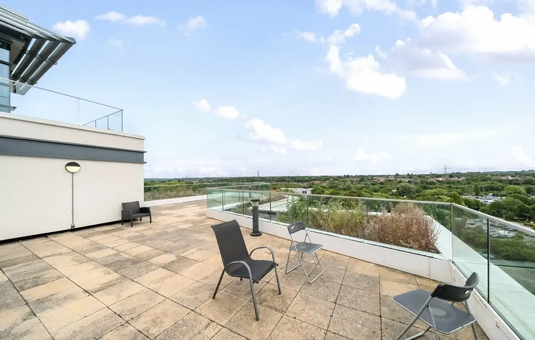 2 bedroom apartment for sale