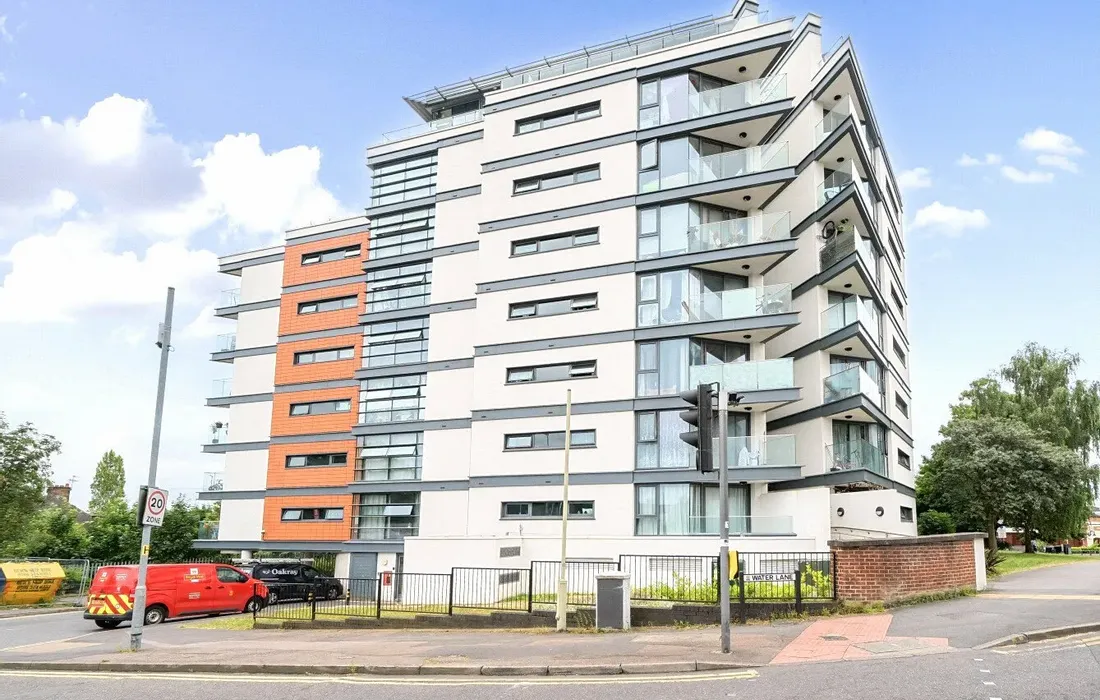 2 bedroom apartment for sale