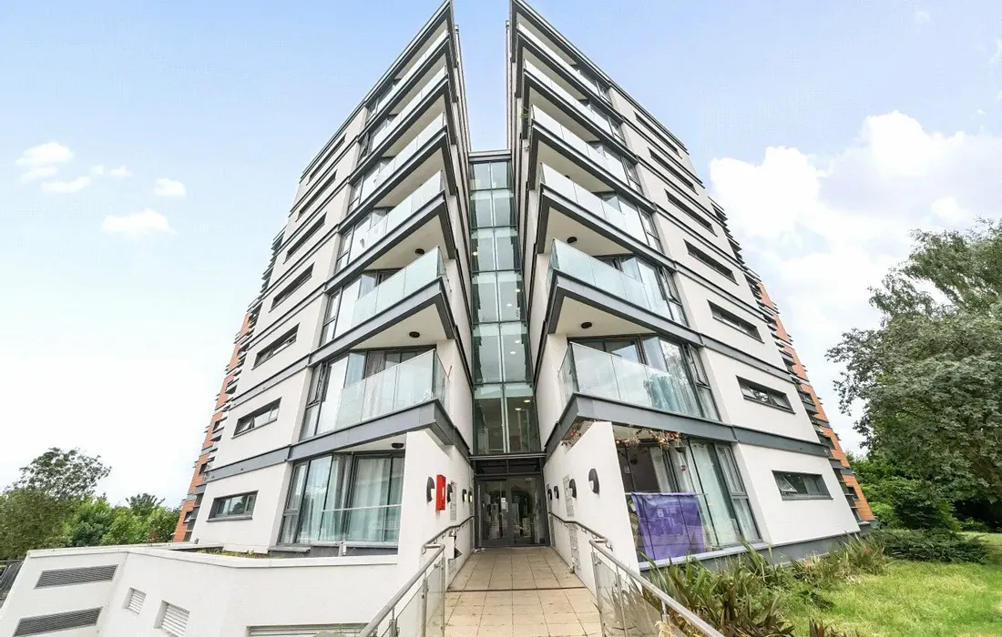 2 bedroom apartment for sale