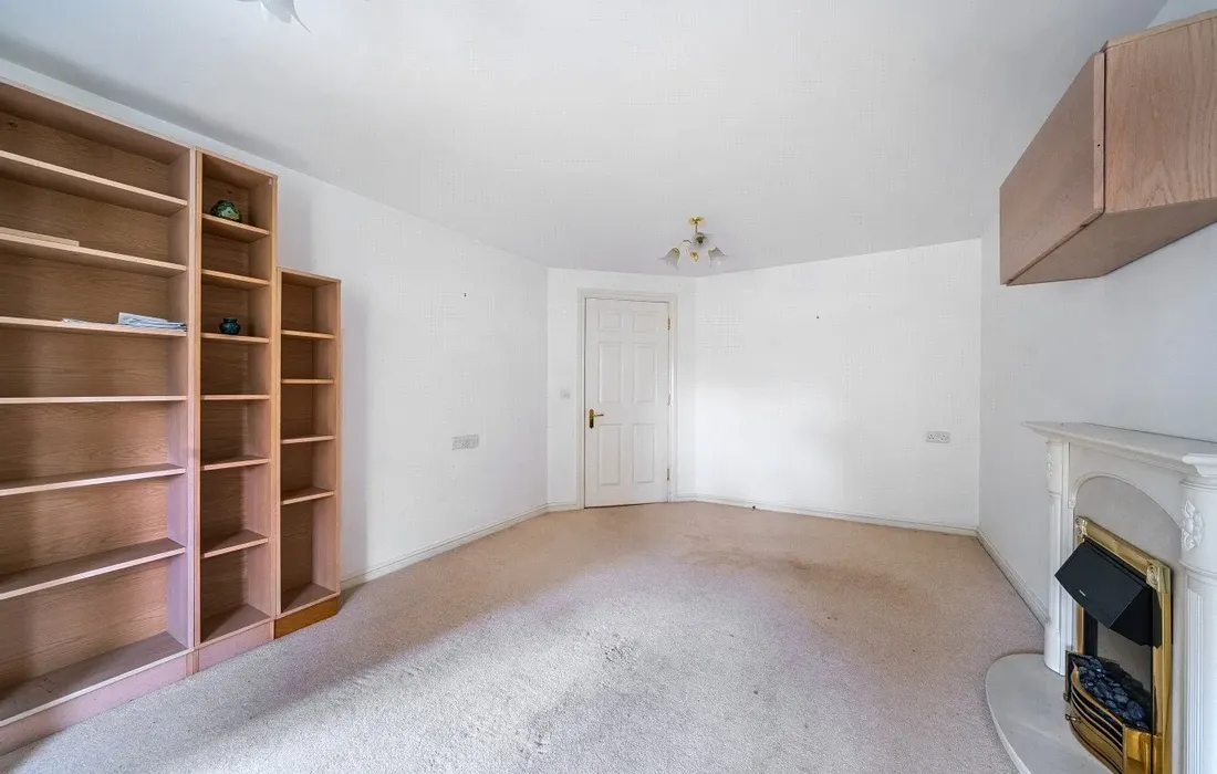 1 bedroom apartment for sale