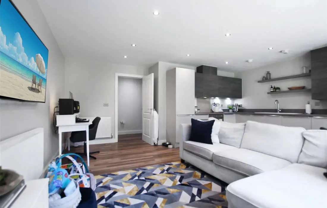 1 bedroom apartment for sale